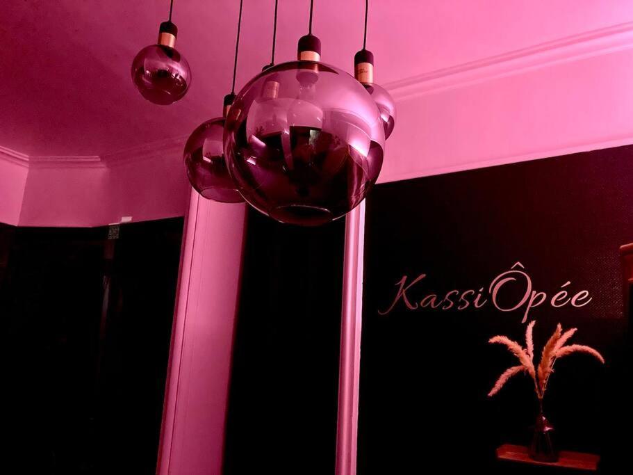 Suite Kassiopee, Romantisme, Balneo, Sauna Quimperlé Eksteriør bilde